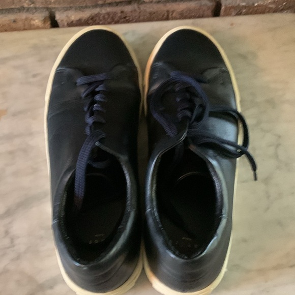 Sandro Navy Blue Leather Sneakers Size 42 - Picture 4 of 9